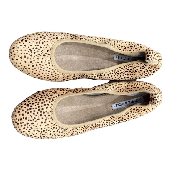 NWT Chelsea & Violet 7.5 ruby calfhair leopard flats - Picture 5 of 14